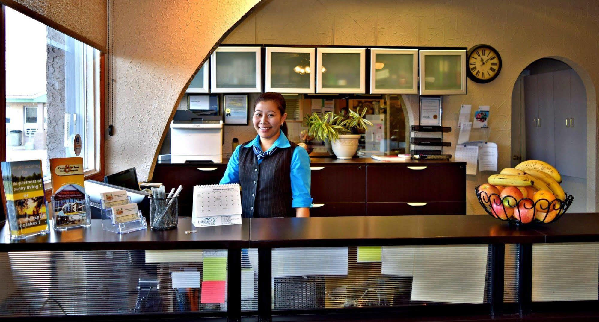 Centre Suite Inns Motel Bonnyville Exterior photo